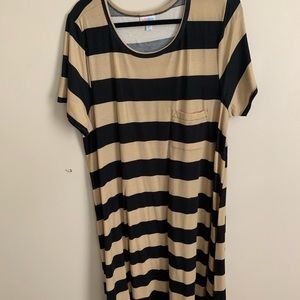 Lularoe XL Carly